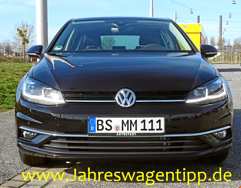 VW Golf 7 Facelift Highline DSG 92 KW (neues Modell) ACC Navi LED Panoramadach Jahreswagen 