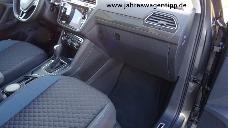  Jahreswagen VW Tiguan IQ.DRIVE DSG TSI 110 KW  Gebrauchtwagen Werksangehörigen