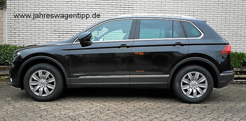 VW Tiguan Highline 4Motion DSG TDI 140 KW (neues Modell) ACC Navi AHK LED Panoramadach Jahreswagen 