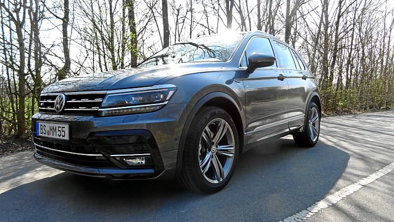  Volkswagen Tiguan JOIN R-Line DSG 1,5 L TSI OPF 110 KW Benzin von Werksangehörigen