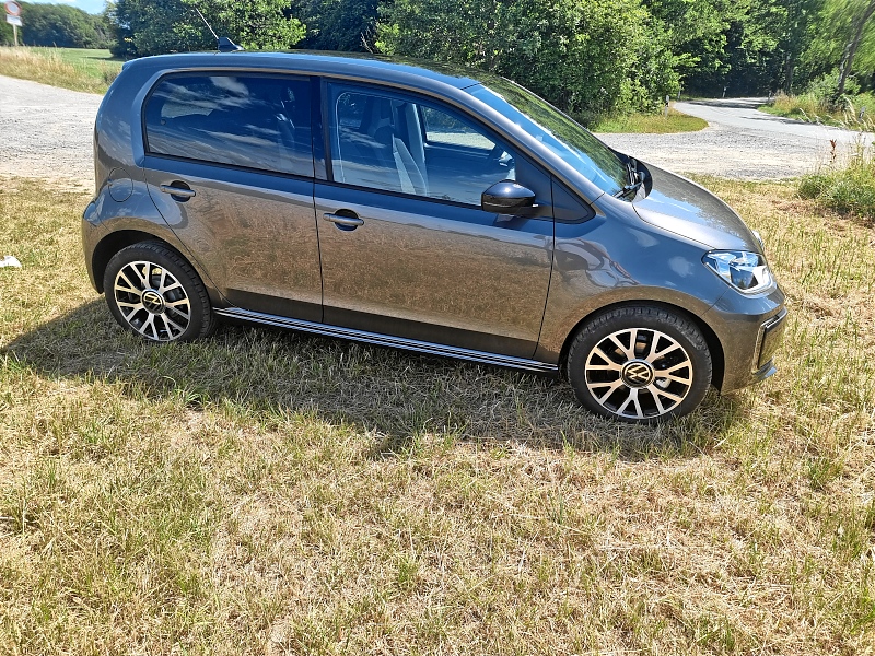  Jahreswagen VW E-UP Style Plus  Gebrauchtwagen Werksangehörigen